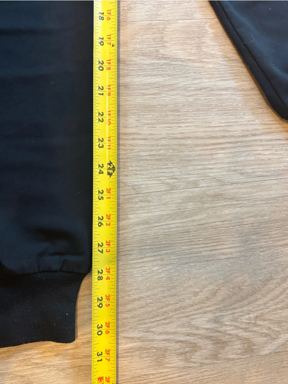 Figs Men’s Black Drawstring Jogger Pants Size Medium - Picture 9 of 9
